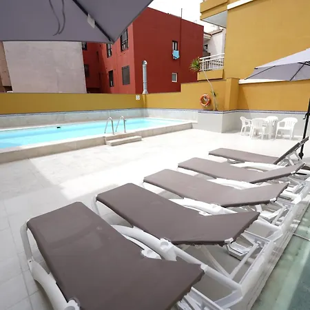 Отель Rf Astoria - Adults Only