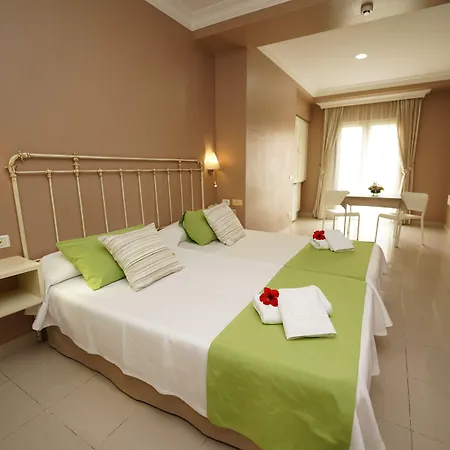 Rf Astoria - Adults Only