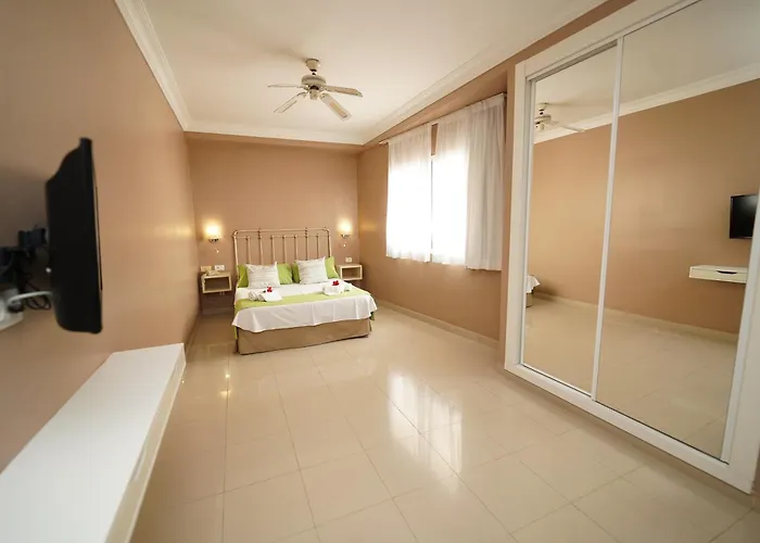 Rf Astoria - Adults Only 3*