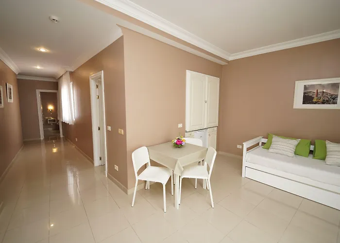 Rf Astoria - Adults Only Hotel 3*