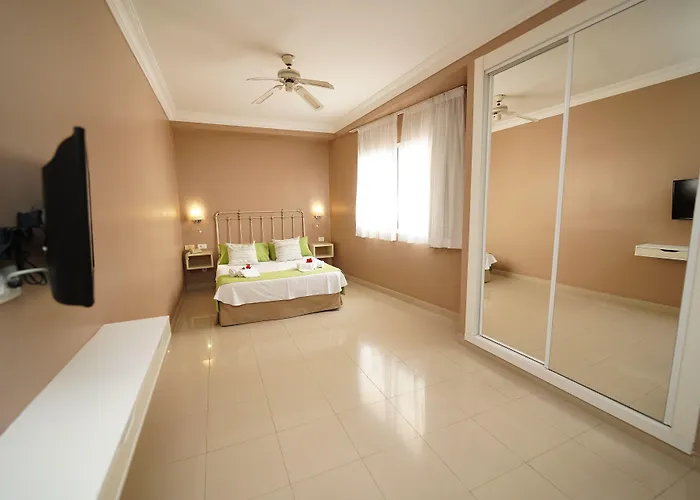 Hotel Rf Astoria - Adults Only